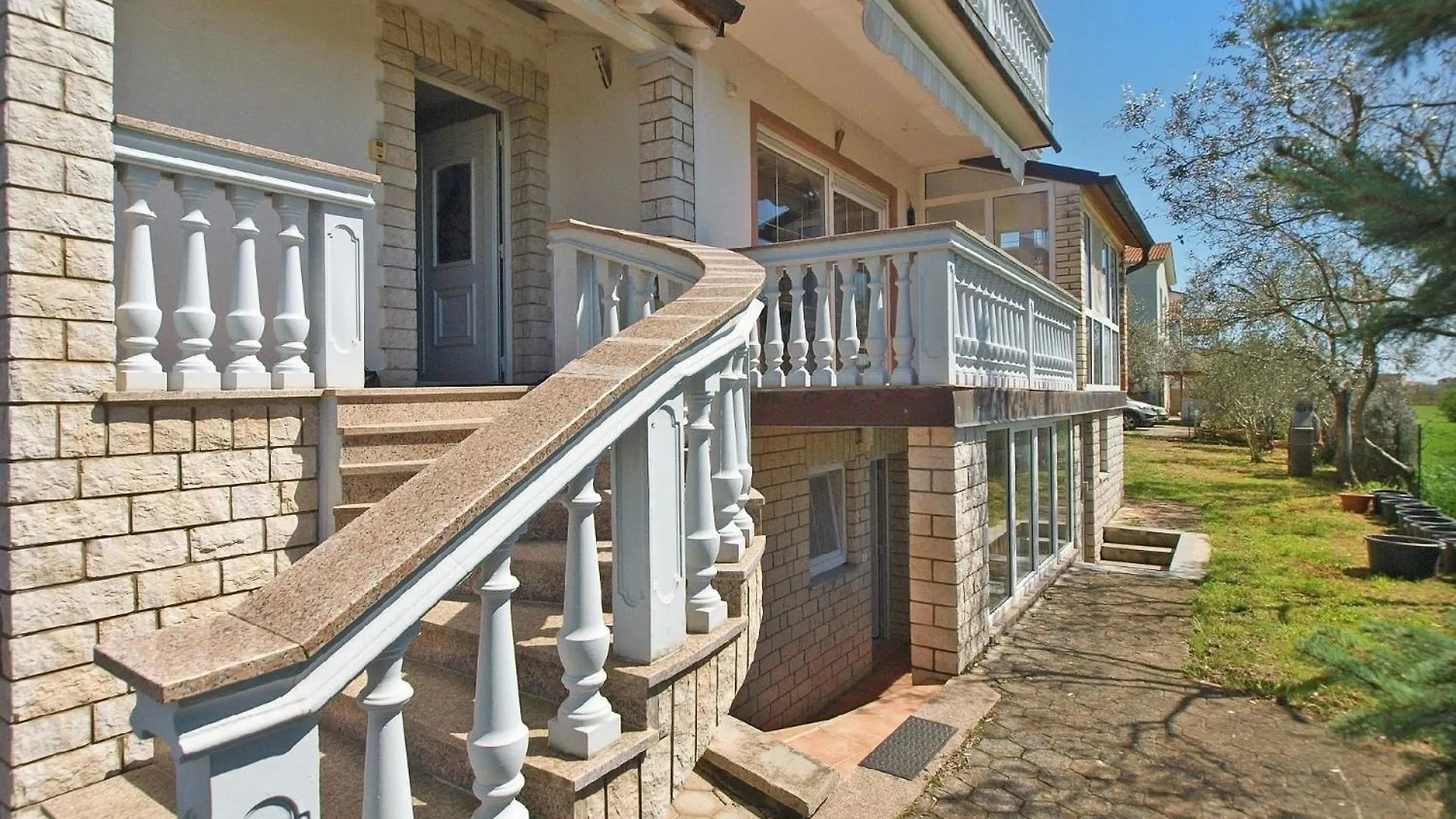Apartment Ferienwohnung Fuer 8 Personen Ca 90 Qm In Fazana, Istrien Istrische Riviera